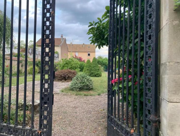 Apartment Les Jardins D'elise, Calme Et Verdure A Lure Lure (Haute-Saone)
